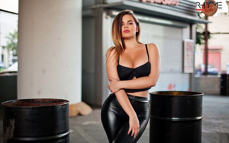 night girls in faisalabad – romantic night girl for stress relief and company – photo 11 (image 86)